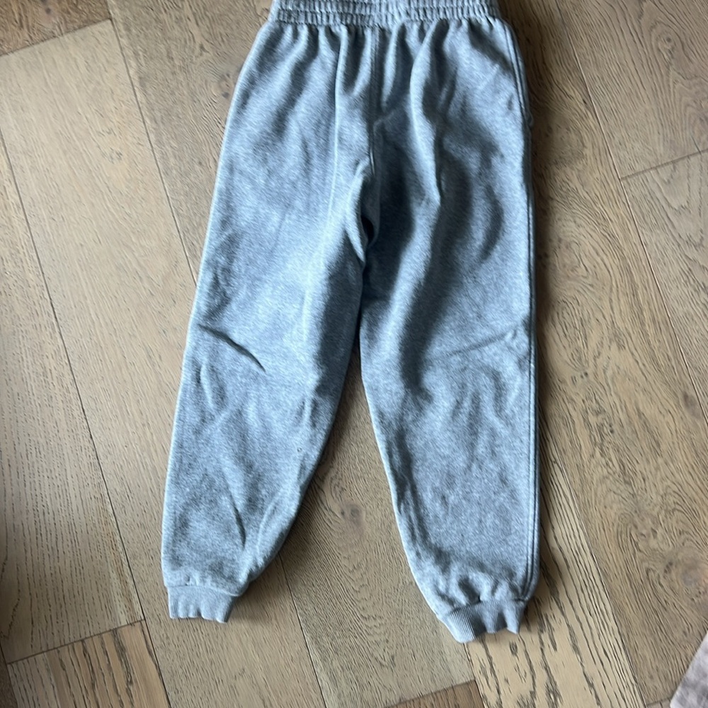 Grey Nike kids sweatpants. Size kids large. Excellent condition. - Picture 3 of 4